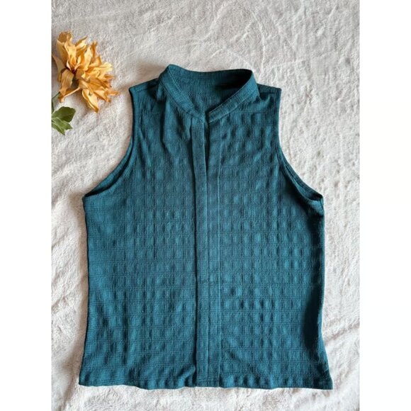 Tops - Green Stretchy Tank Top